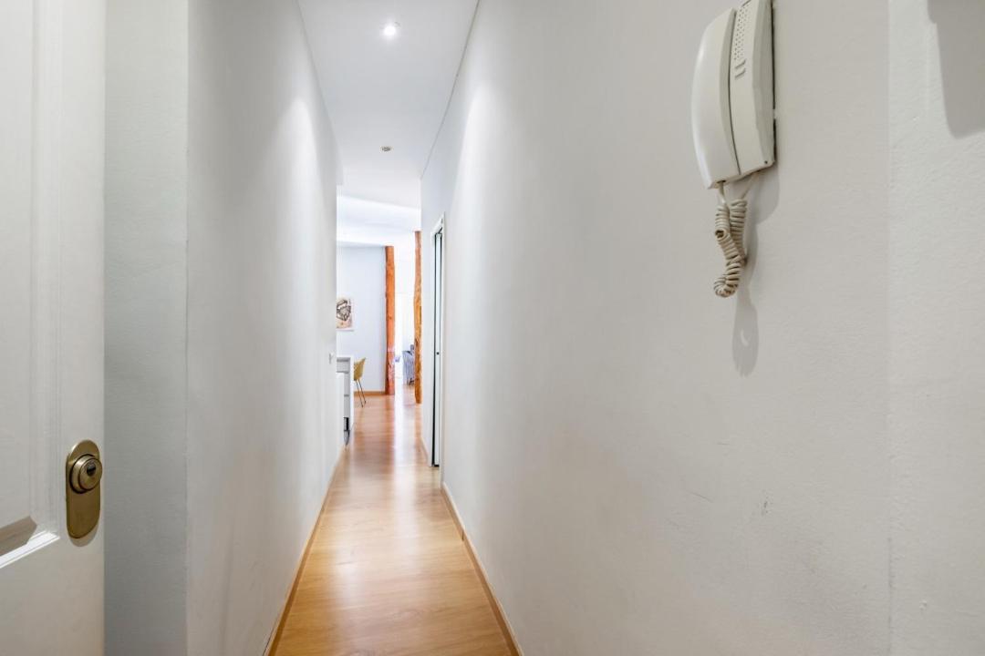 2 Bedrooms 2 Bathrooms Furnished - Plaza De España - Modern - Mintystay Madrid